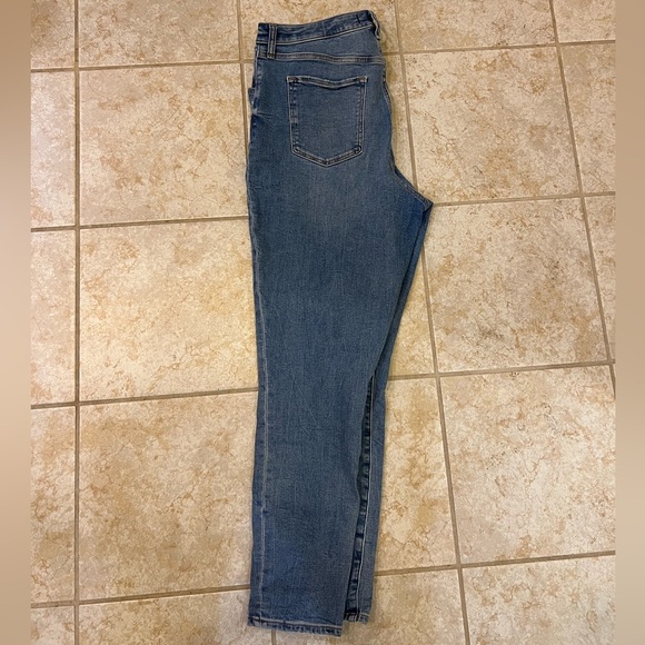 A&F The Super Skinny High Rise Curve Love Jean - Picture 1 of 5